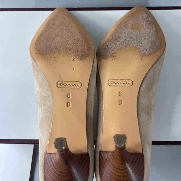 COACH BEIGE SUEDE LEATHER PUMPS HEALS NEUTAL COLOR, SIZE 6B - Picture 10 of 12